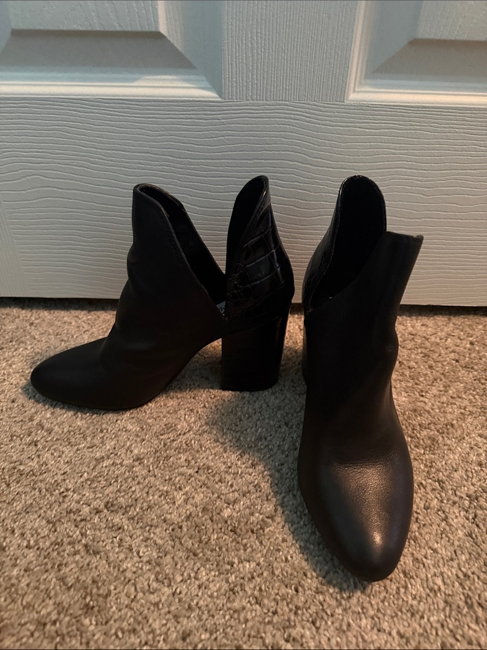 Steve Madden Black Pointed Ankle Boot with Block Heel